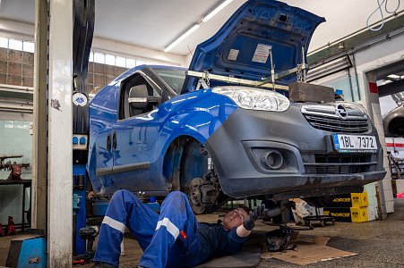 Mechanické opravy aut a vozů - Brno - Jiříkovice