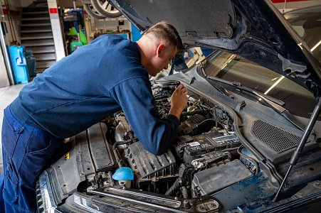 Servisní prohlídky a pravidelná údržba auta - Brno - Jiříkovice